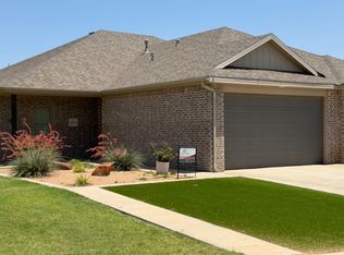 5530 121st St #B, Lubbock, TX 79424