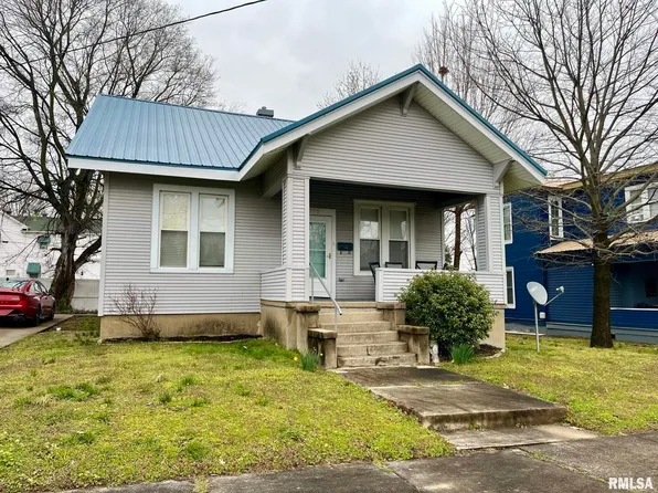 205 E 4th St, Metropolis, IL 62960