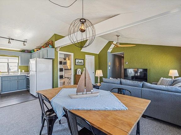 3rd image of 111 Highland Ave #3C