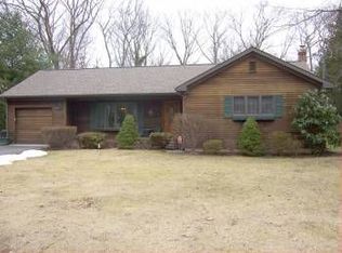 281 N Country Rd, Miller Place, NY 11764