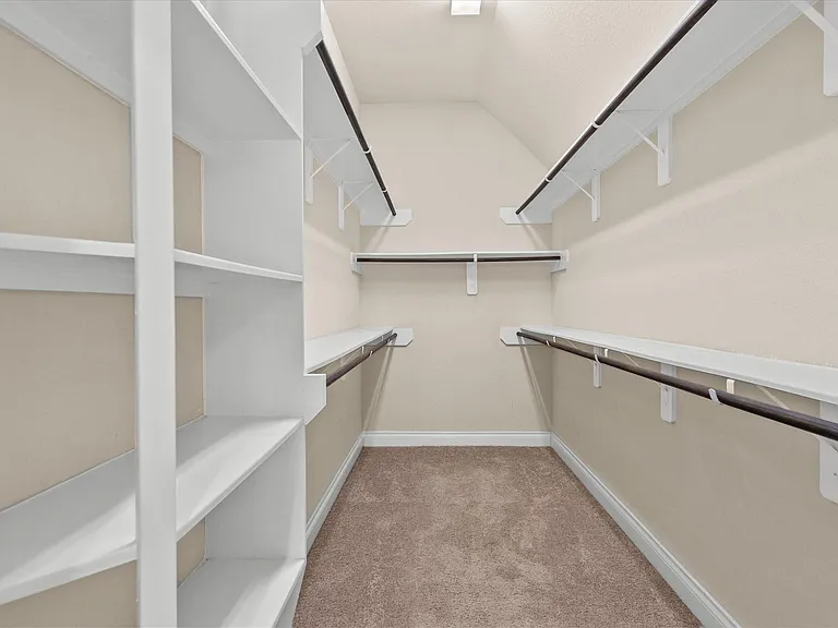 2524 Davis Prairie Ln — Photo 30