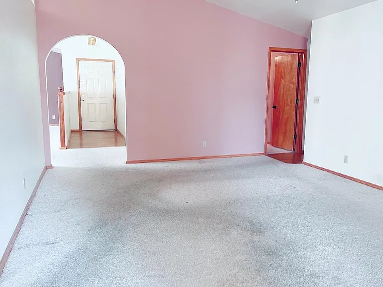 2241 N Coolwater Ave — Photo 4