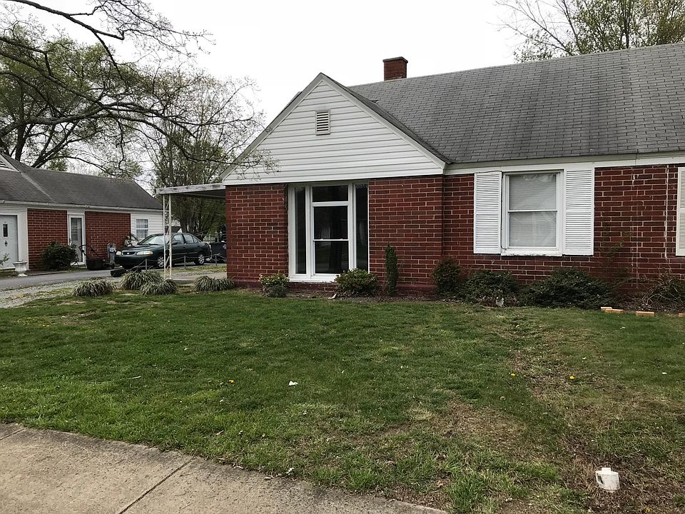 1st image of 303 Cherokee Village Dr