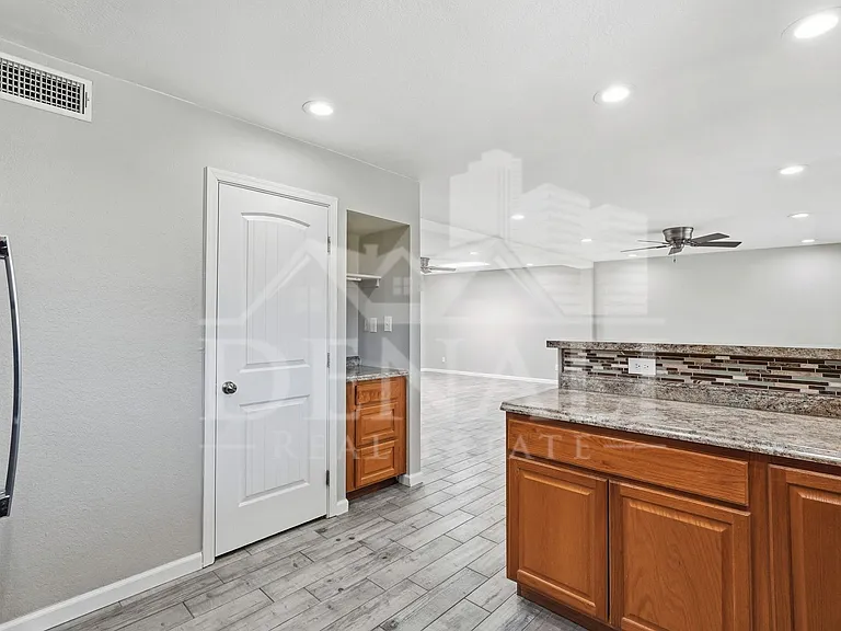 6491 N Lena Way — Photo 14