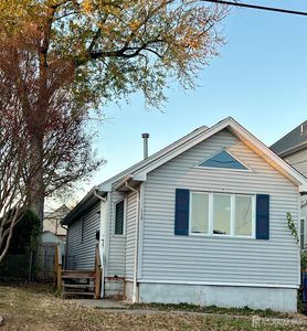 112 Trieste St, Iselin, NJ, 08830