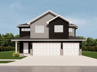 6810 32nd St S, Fargo, ND 58104