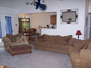 3rd image of 118 San Saba Ave