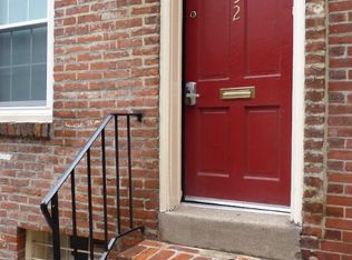 252 S Alder St, Philadelphia, PA 19107