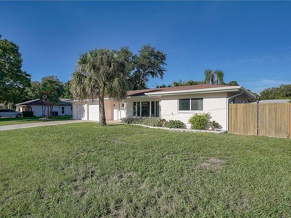 3rd image of 1644 San Roy Dr