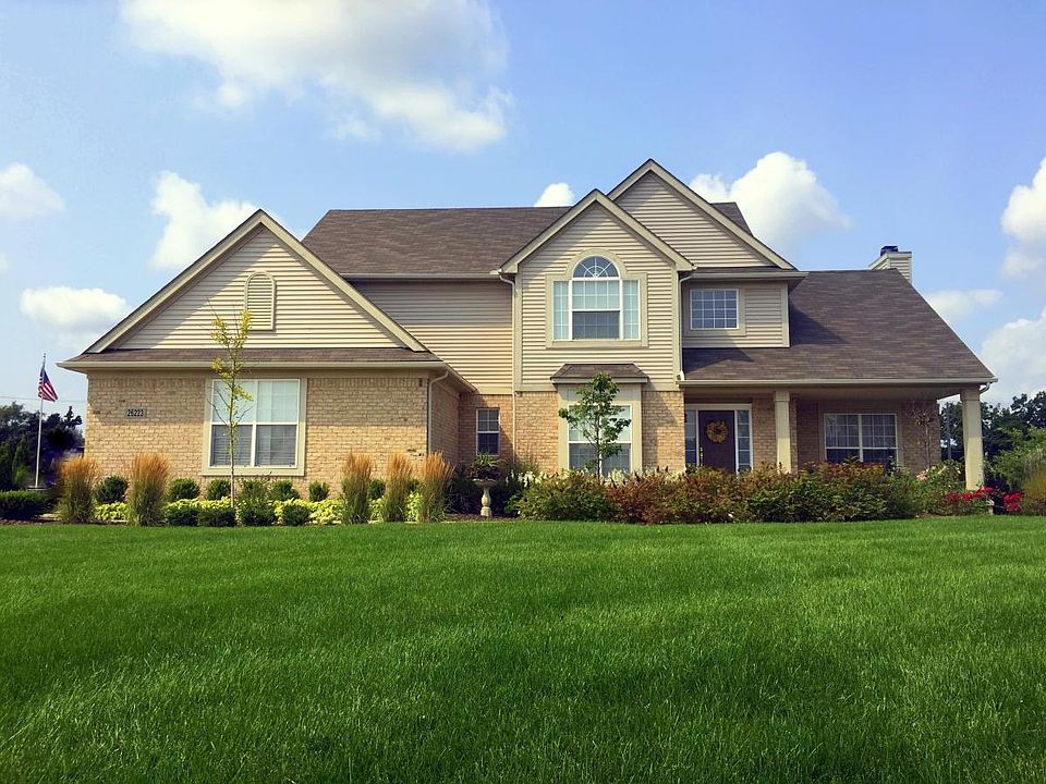 1st image of 26223 Daria Cir W