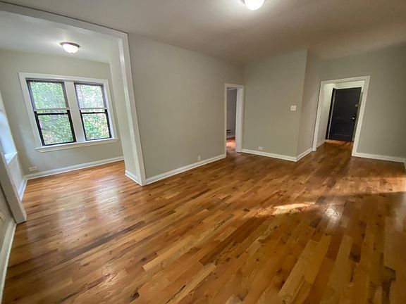 5th image of 3724 N Pine Grove Ave #3728-3EFLT