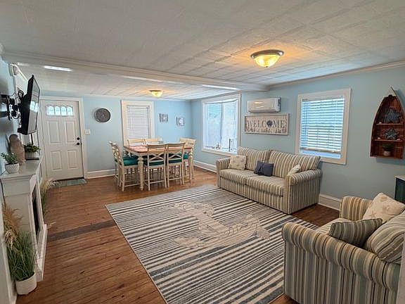 4th image of 30566 Gull Point Rd