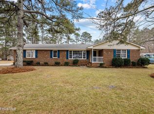 1127 Institute Rd, Kinston, NC 28504