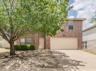 5348 Royal Birkdale Dr, Fort Worth, TX 76135