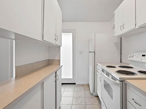 460-492 N Broadway St #482