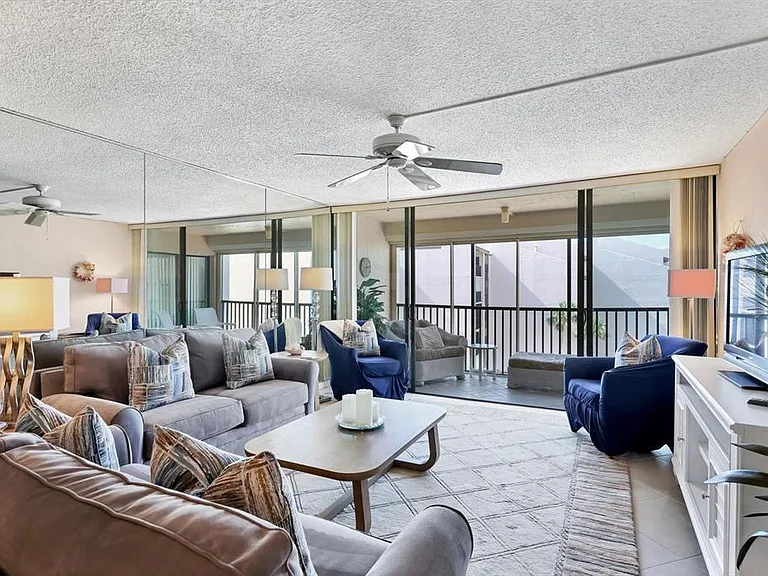 6480 Midnight Pass Rd #506 — Photo 4