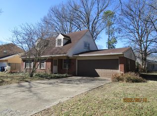 1010 Cherry Ln, West Memphis, AR 72301