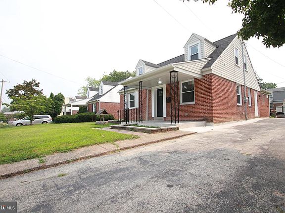 5th image of 528 Crumlynne Rd