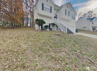 7316 Essex Dr, Douglasville, GA
