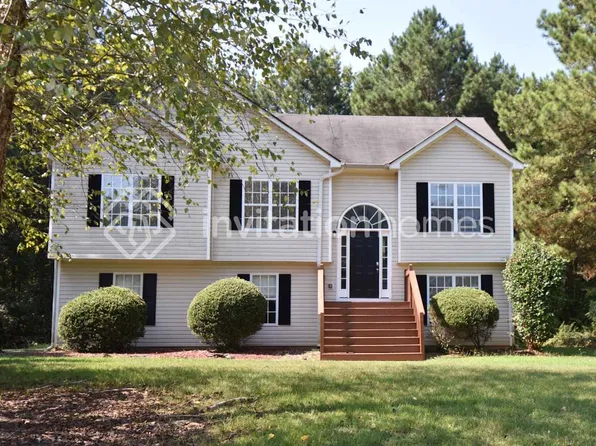 402 Parlor Cir, Locust Grove, GA 30248