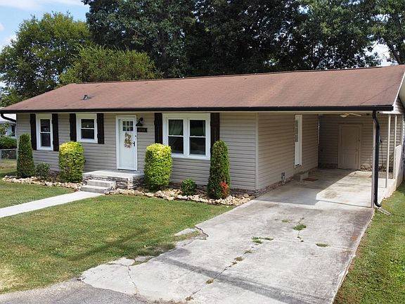 2nd image of 2706 Woodlawn Ave NW