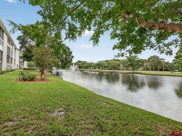 2005 Granada Dr APT N2, Coconut Creek, FL 33066