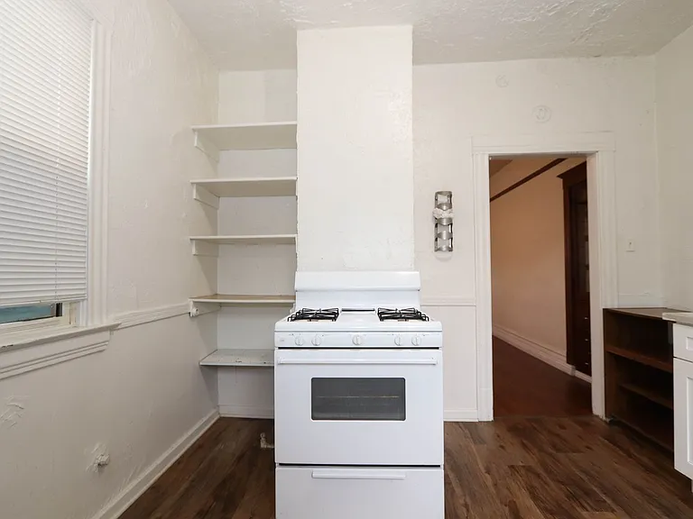 3907 Chestnut St — Photo 13
