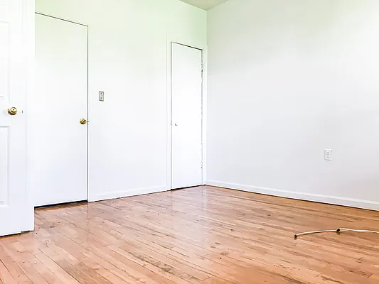 Rented by Compass | media 19