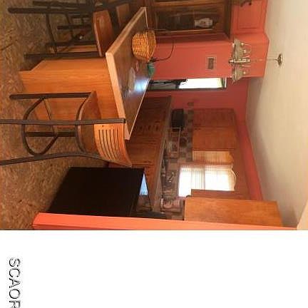 4th image of 393 E State St