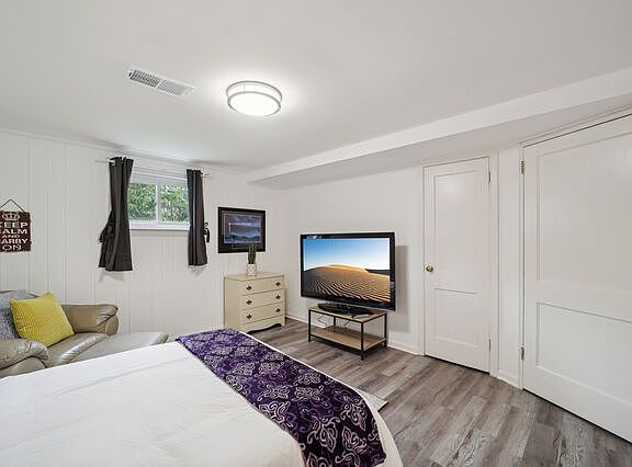 3rd image of 2600 S Eads St #3