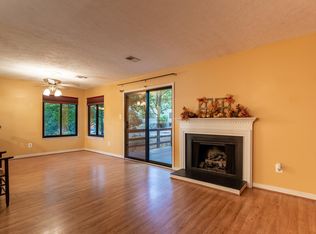 1036 Cheshire Ct, Charlottesville, VA 22901