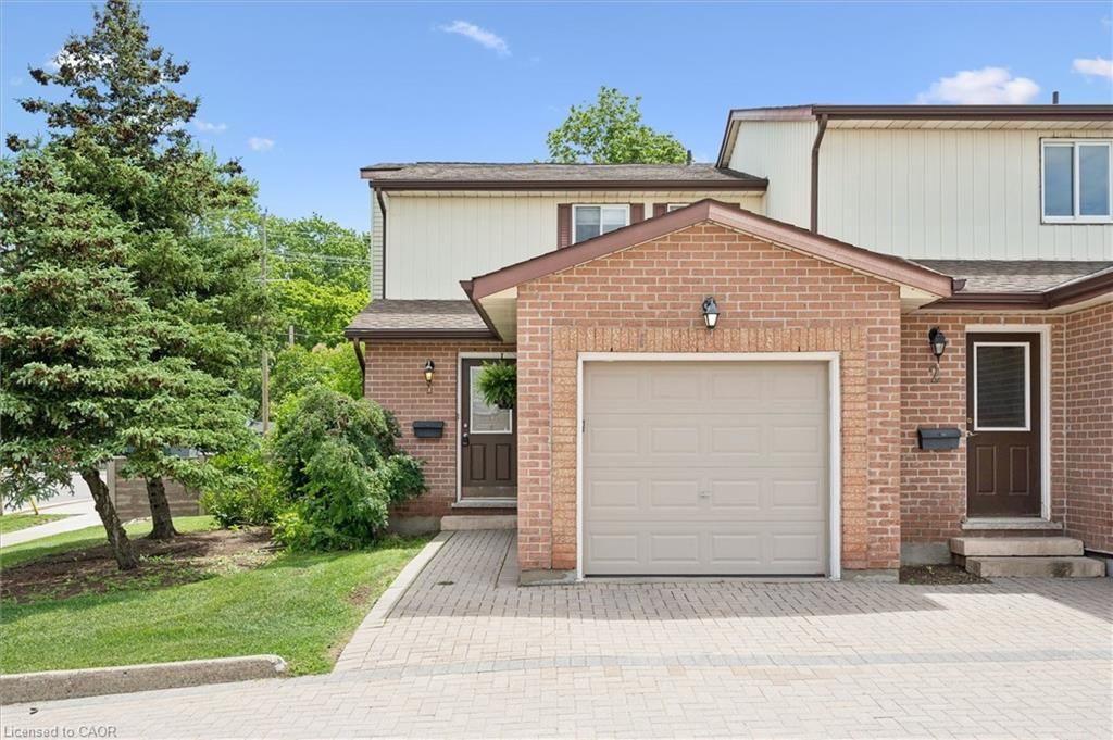 25 Valleyview Rd #1, Kitchener, ON - View 2