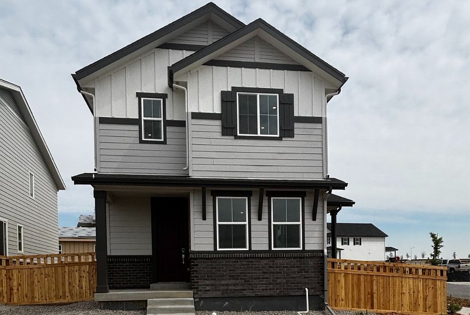 1st image of 22645 E 47th Ave