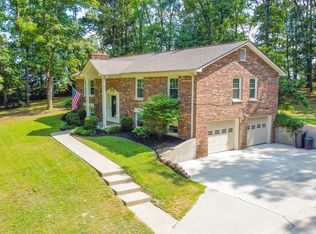 260 Edgewood Est, Harrodsburg, KY 40330