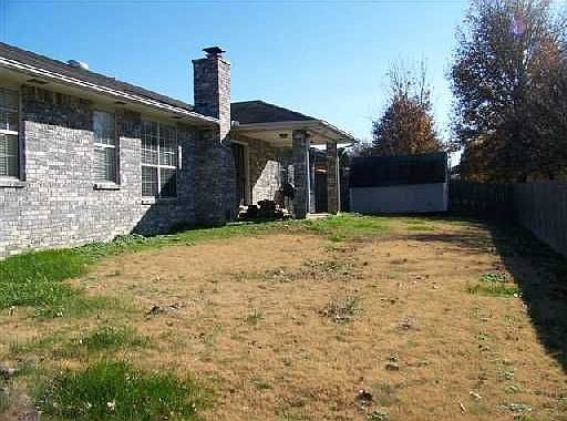 Privacy Fenced Back Yard 