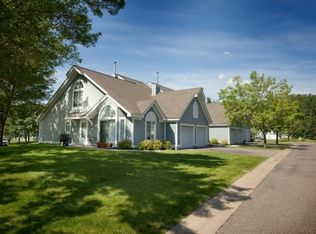 2148 Hemlock Blvd, Woodbury, MN 55125