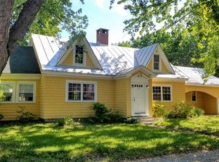 19 Main St, Phillips, ME 04966