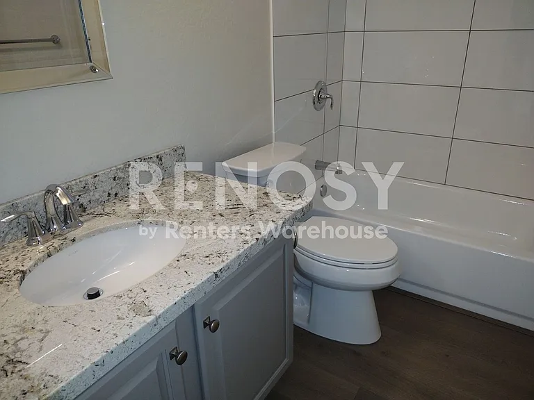 1739 N Sinova — Photo 6
