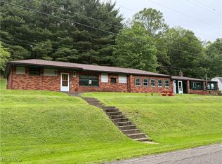 20022 County Road 6, Coshocton, OH 43812