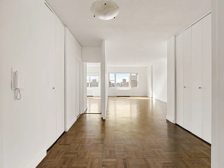 60 E 8th St #19D — Photo 6