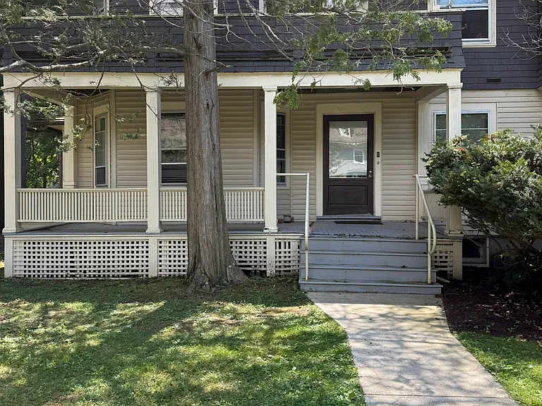 207 Fall Creek Dr #5 — Photo 2