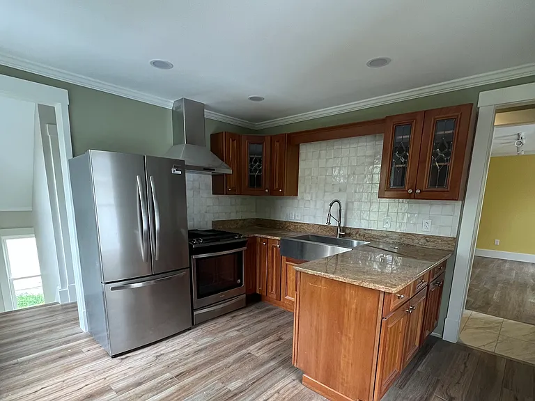 185 Columbia Ave #1 — Photo 8