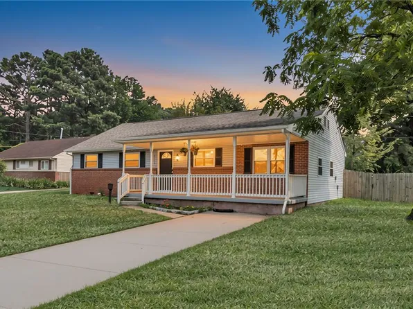 2415 Chesapeake Cir, Chesapeake, VA 23324