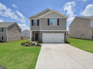 157 Oliver Dr, Locust Grove, GA 30248