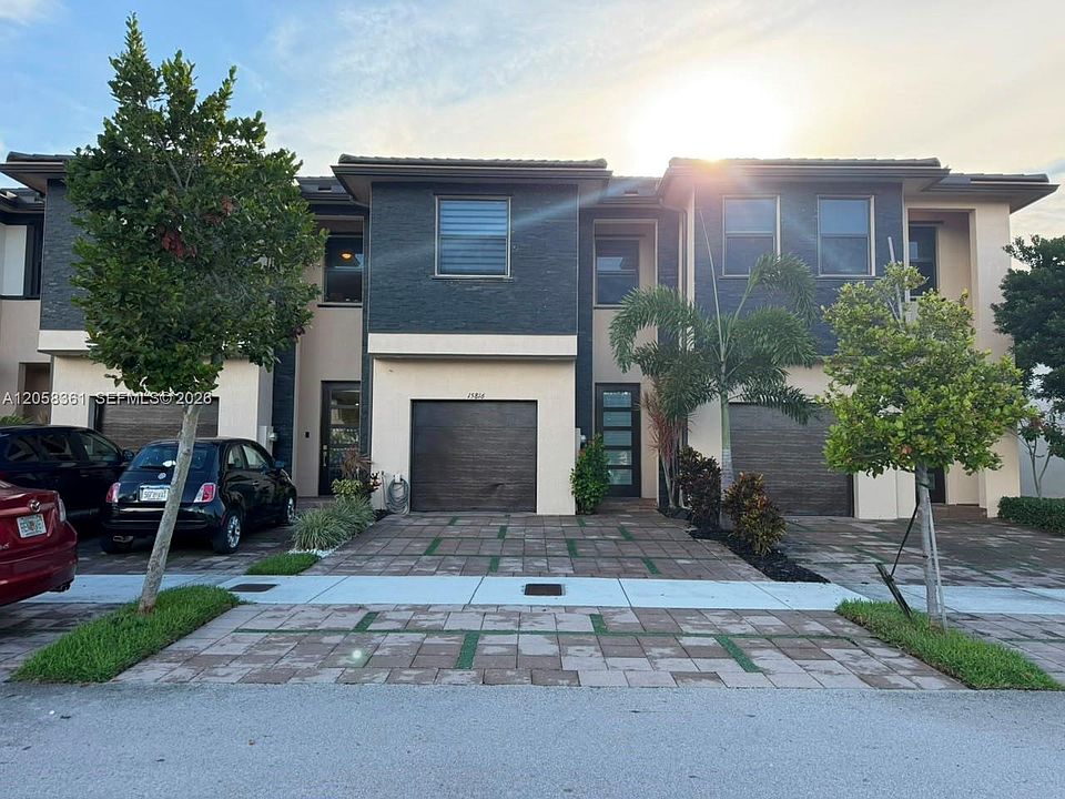 1st image of 15816 NW 91st Ave