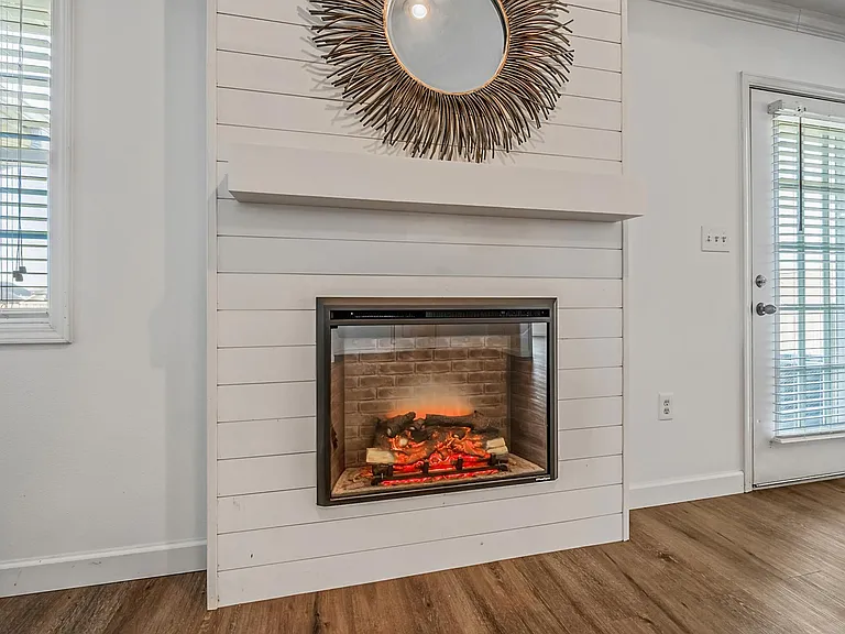 2213 Caleb Dr — Photo 4