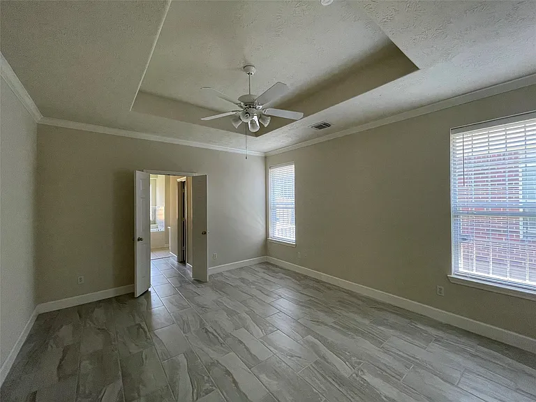 5934 Heathmoor Ln — Photo 5