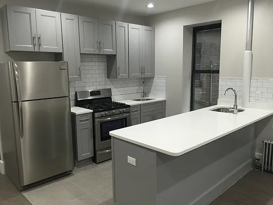 Rented by Mdays Realty | media 13