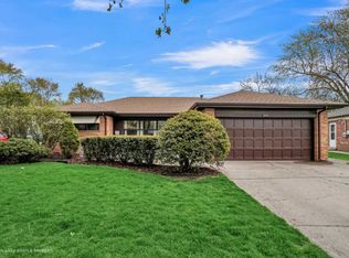 4131 Arnold Pl, Oak Lawn, IL