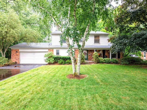 31444 Waltham Dr, Beverly Hills, MI 48025